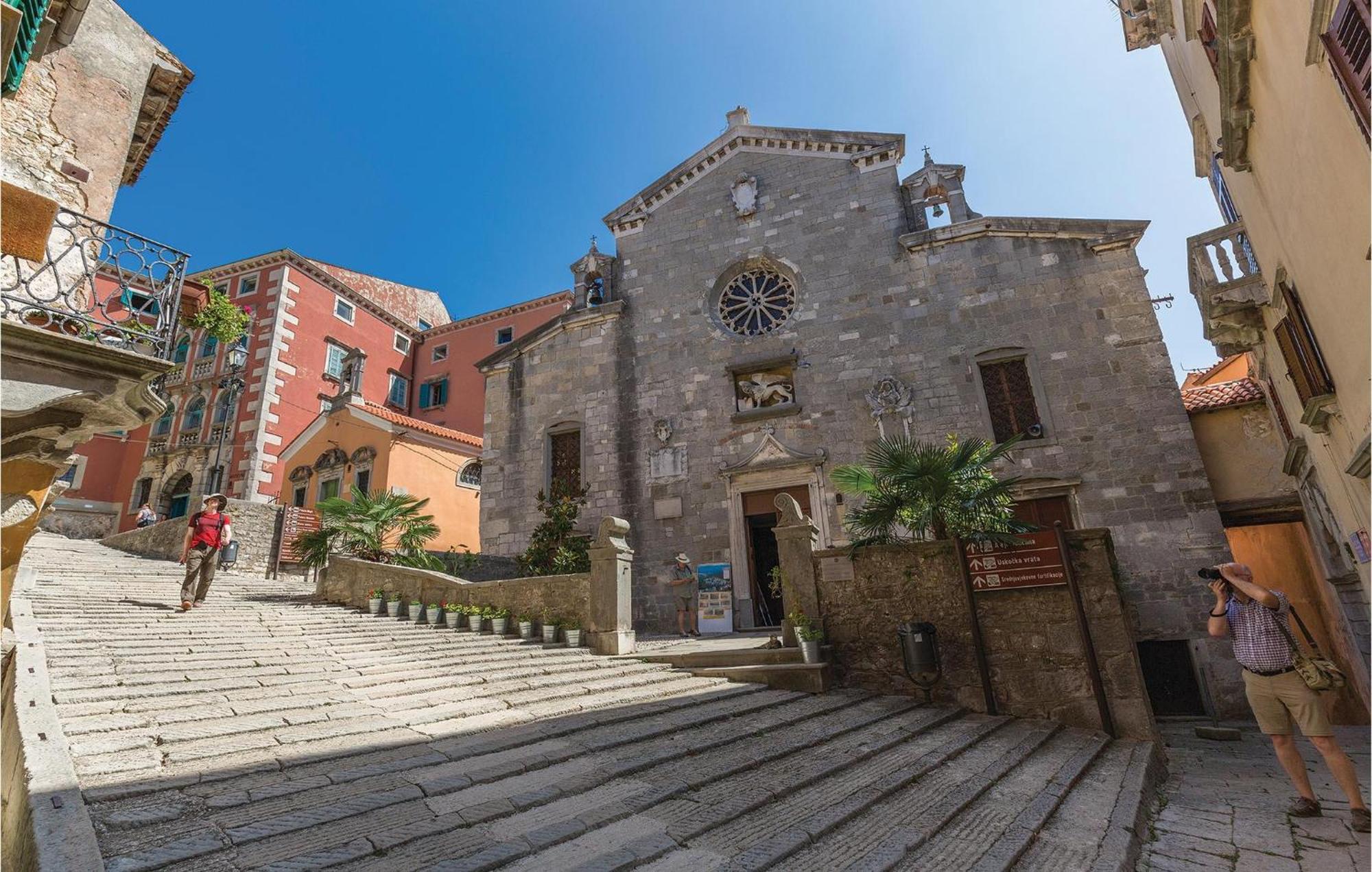 Gorgeous Apartment In Labin With Kitchen Eksteriør bilde