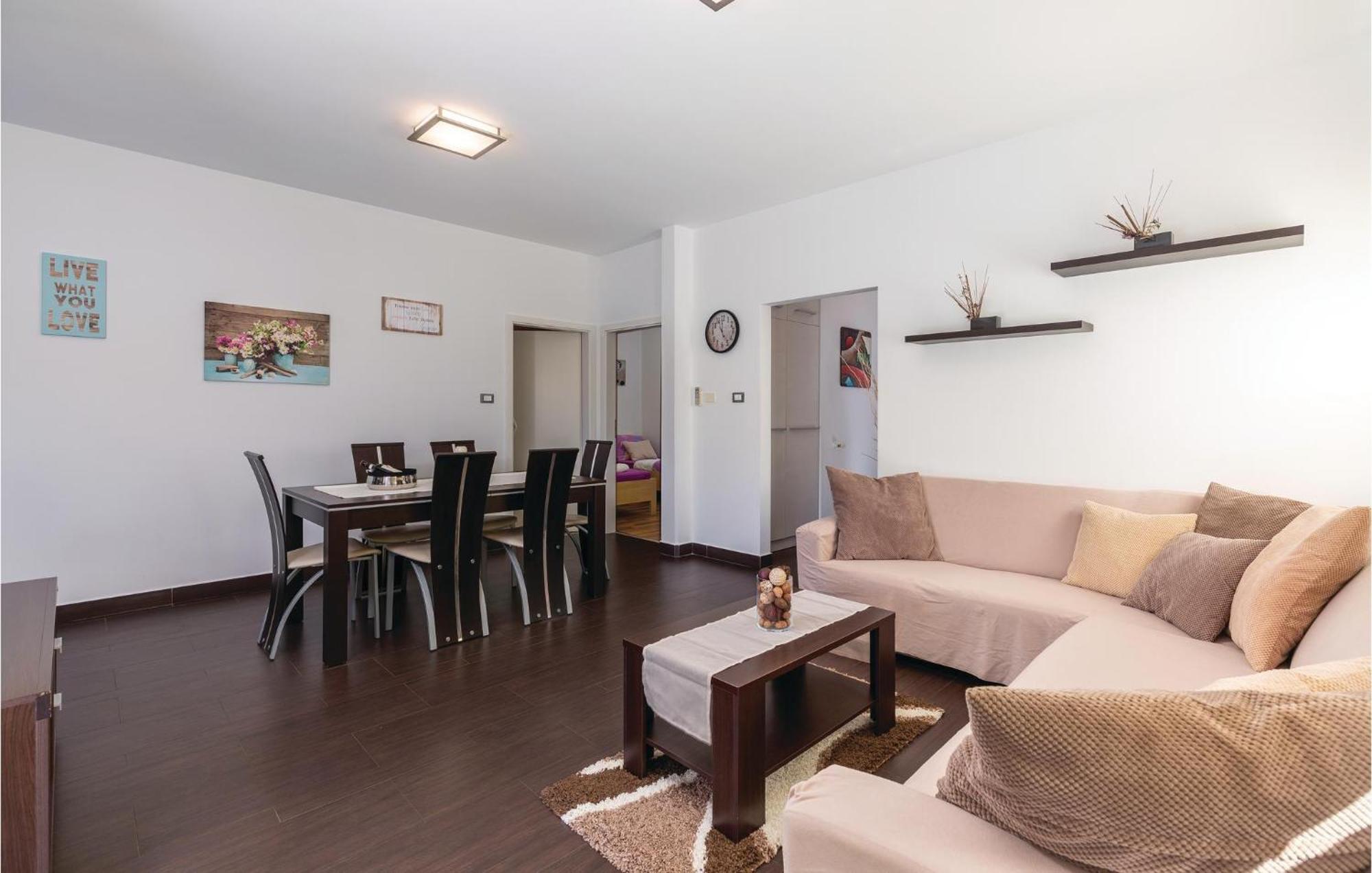 Gorgeous Apartment In Labin With Kitchen Eksteriør bilde